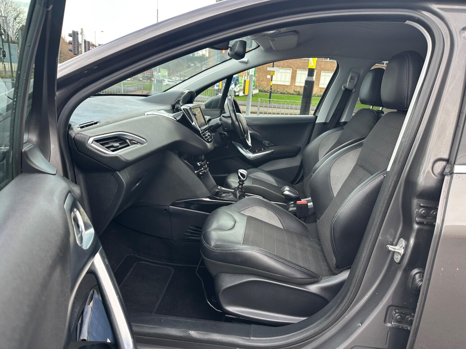 Used Peugeot 2008 for sale - 77575013: Photo 30