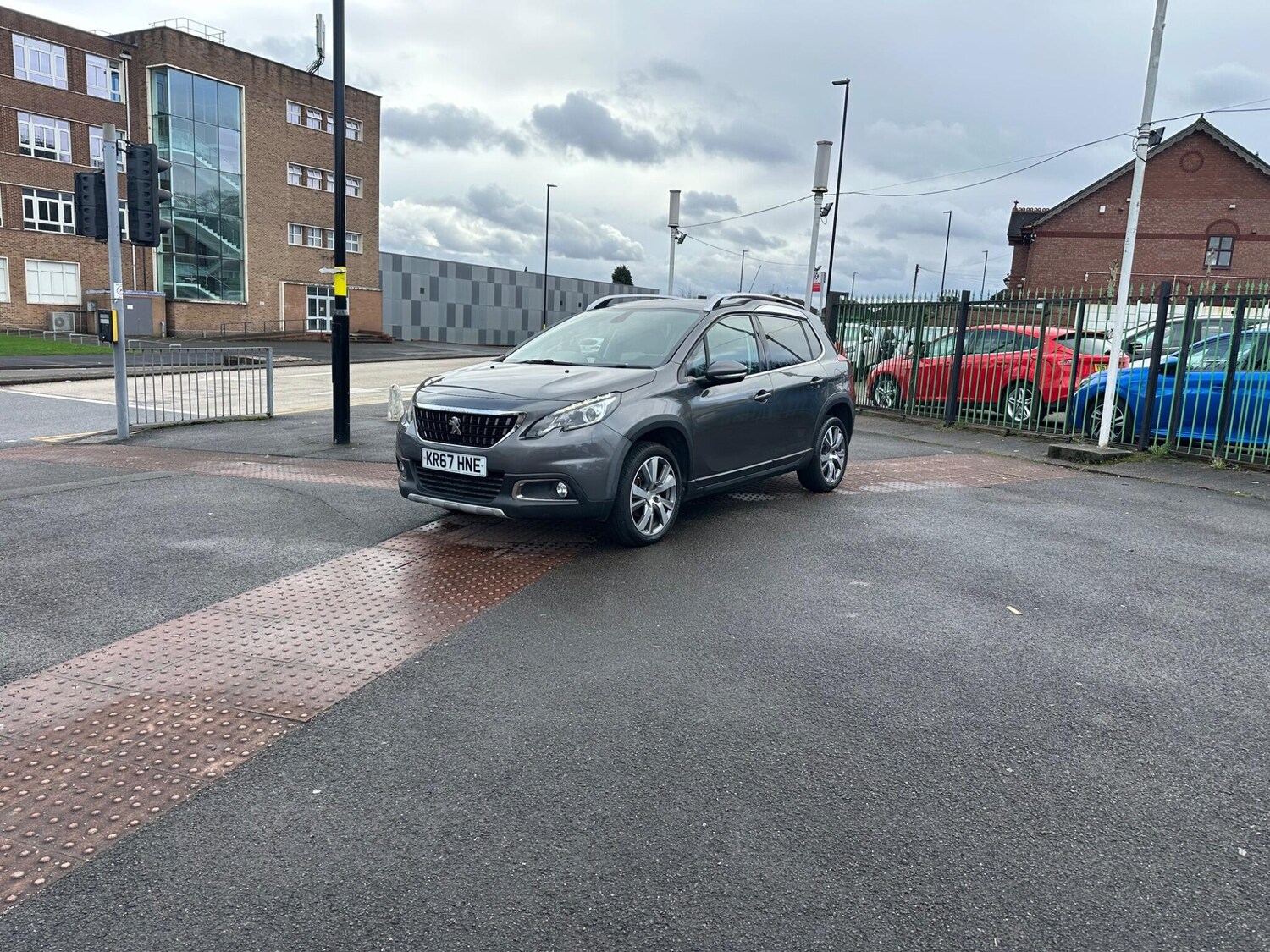 Used Peugeot 2008 for sale - 77575013: Photo 9