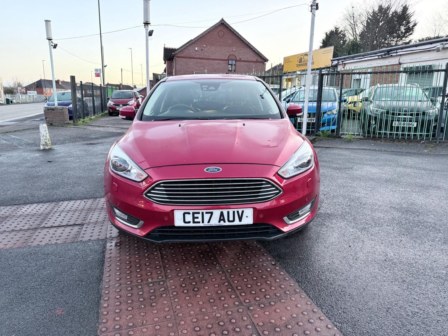 Used Ford Focus 2017 for sale - 78204299: Photo 2