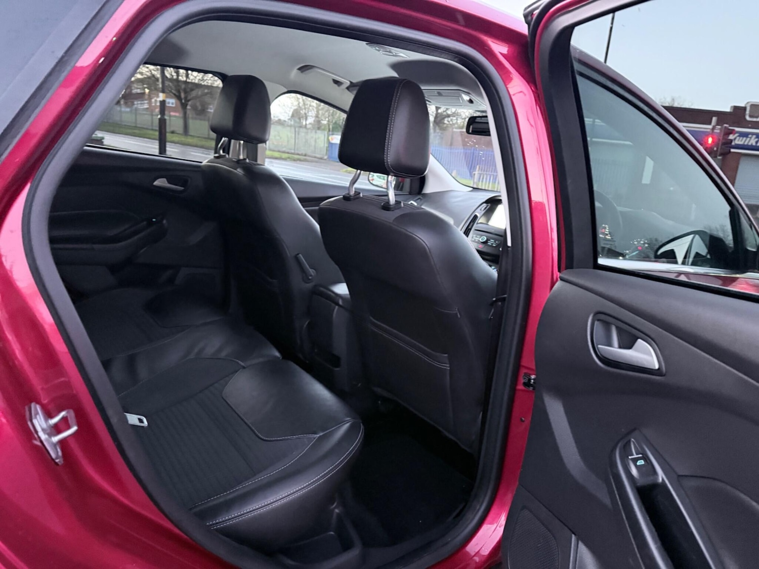 Used Ford Focus 2017 for sale - 78204299: Photo 25