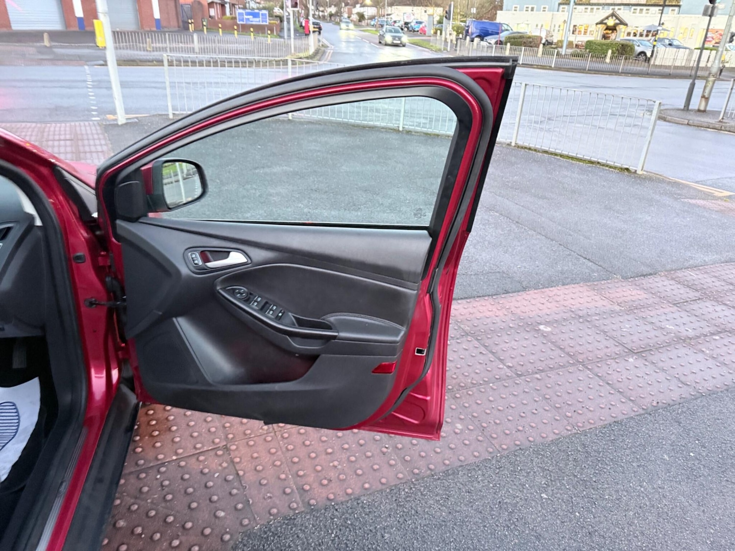 Used Ford Focus 2017 for sale - 78204299: Photo 29