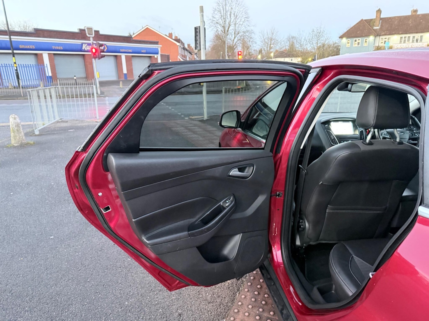 Used Ford Focus 2017 for sale - 78204299: Photo 31