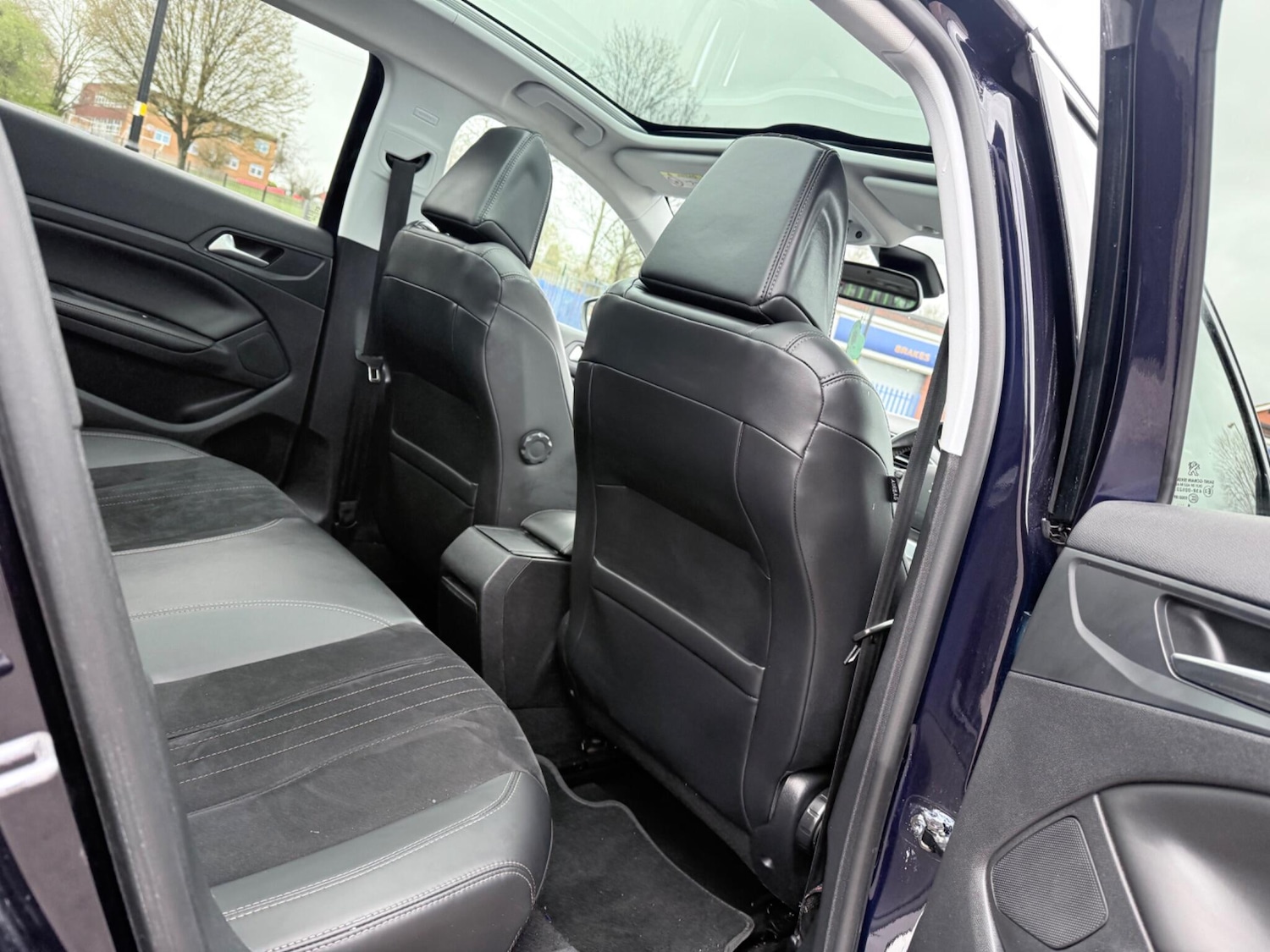 Used Peugeot 308 2015 for sale - 77898393: Photo 23