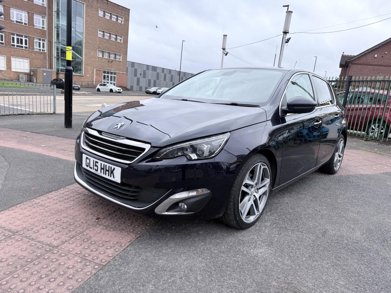 Used Peugeot 308 2015 for sale - 77898393: Photo 3