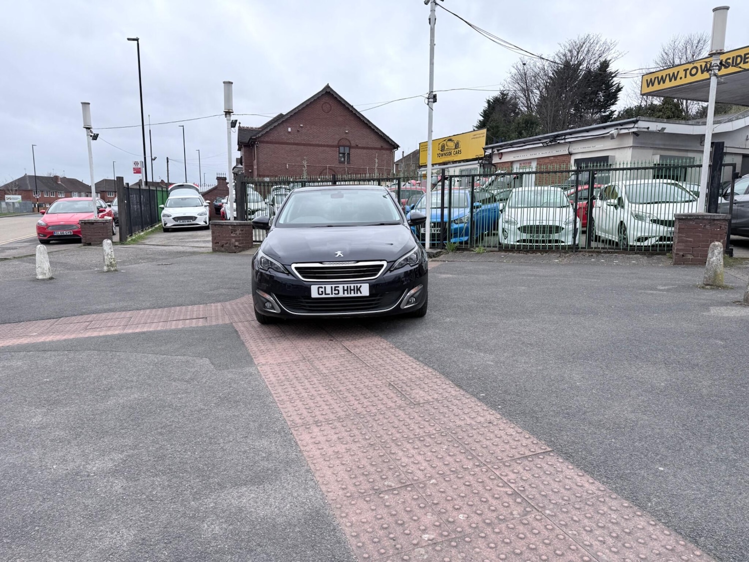 Used Peugeot 308 2015 for sale - 77898393: Photo 7