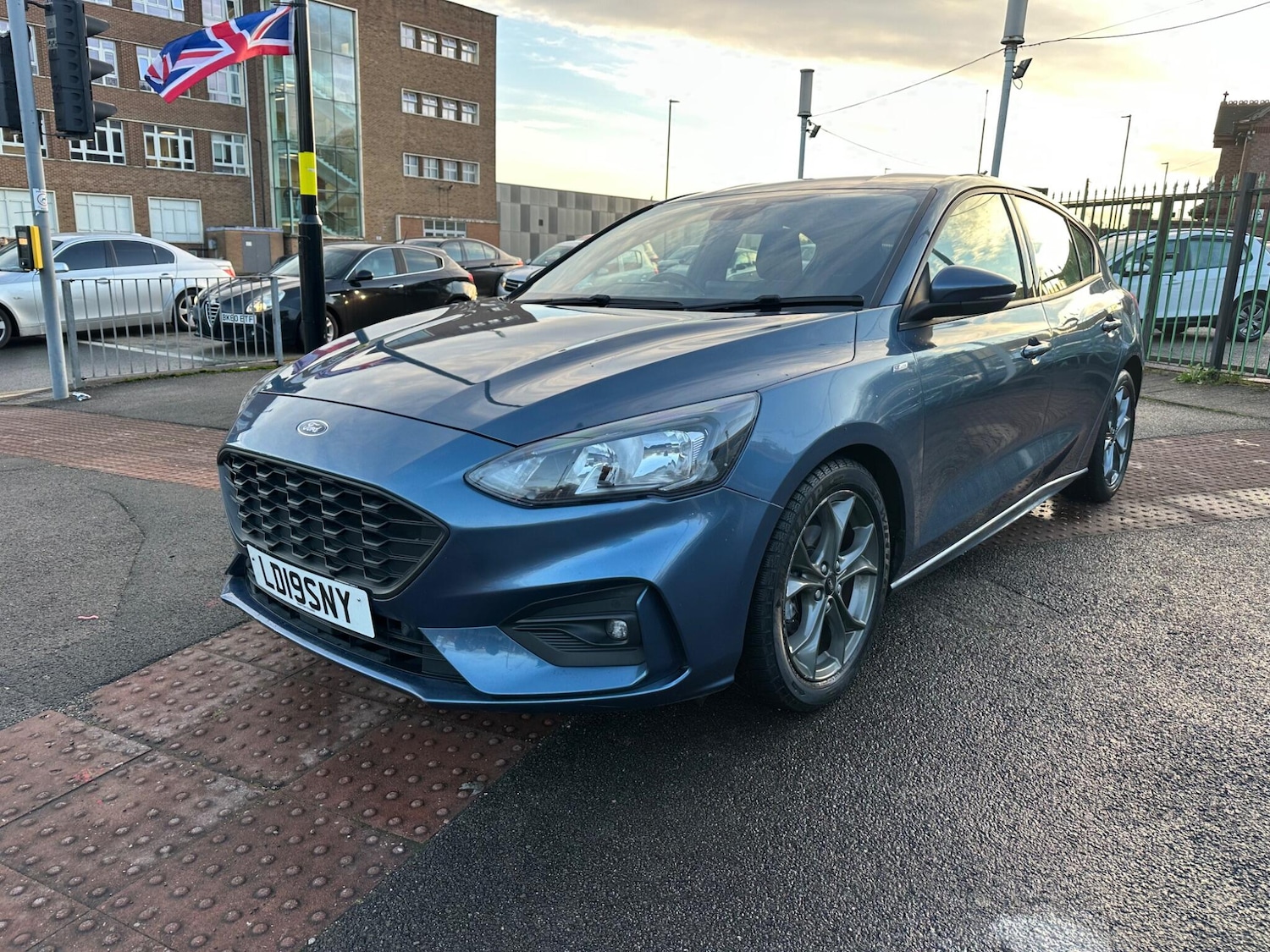 Used Ford Focus 2019 for sale - 76743623: Photo 3