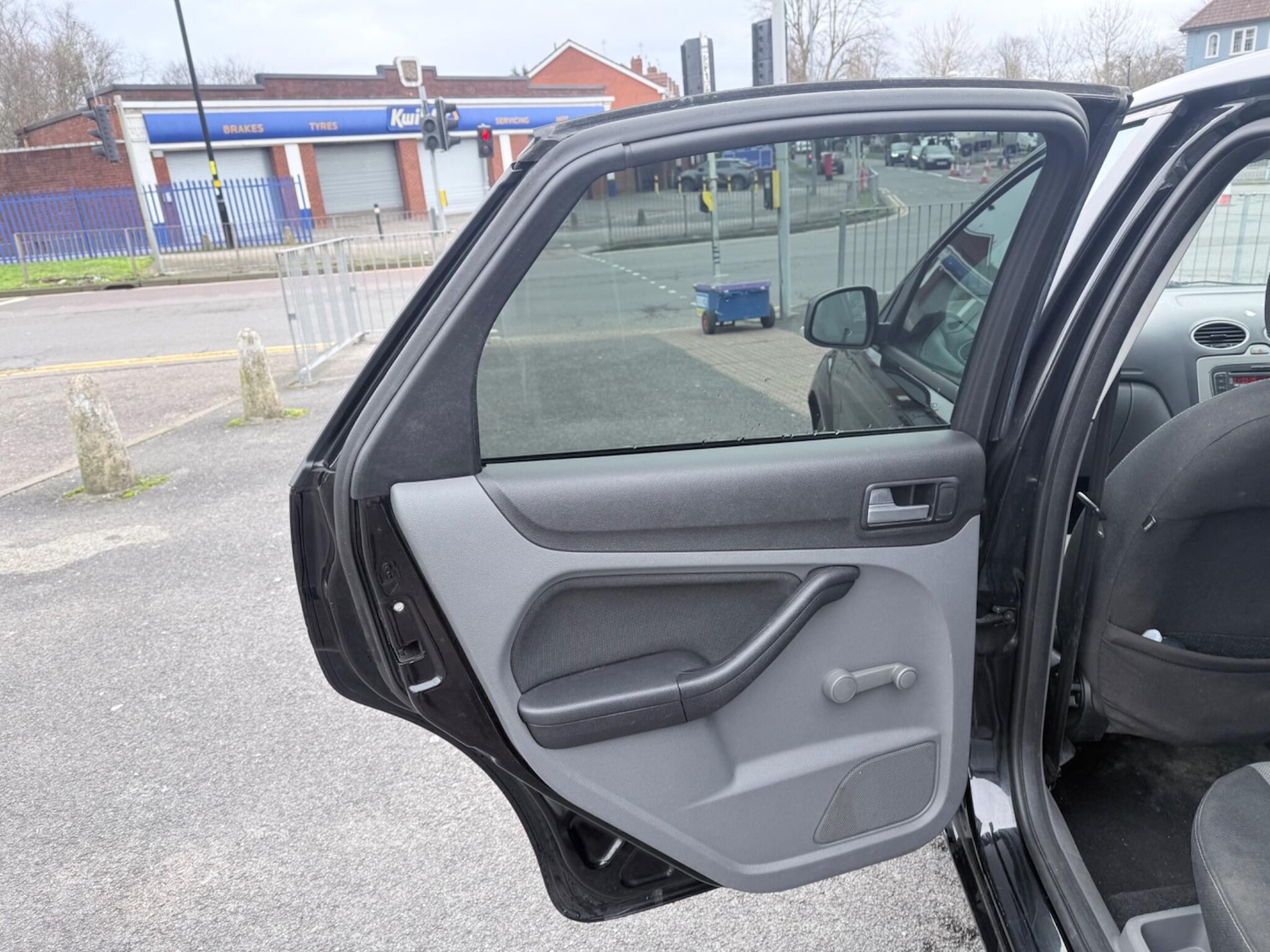 Used Ford Focus for sale - 77738688: Photo 27