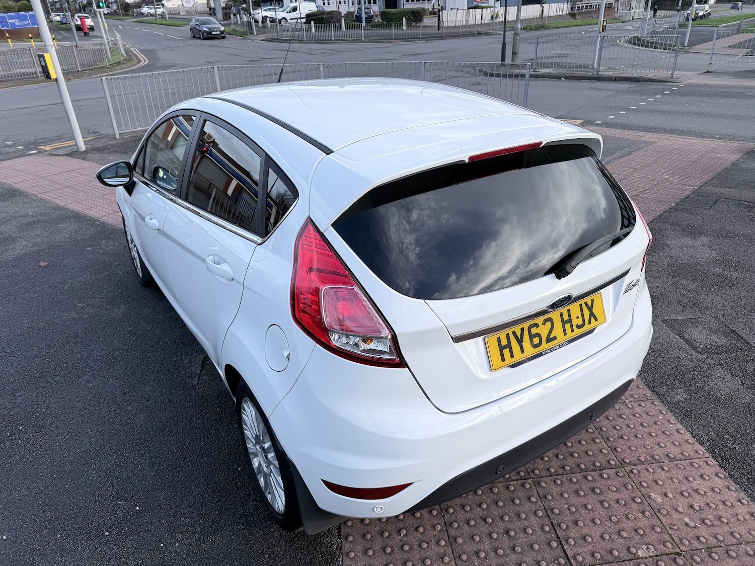 Used Ford Fiesta 2012 for sale - 76942539: Photo 10