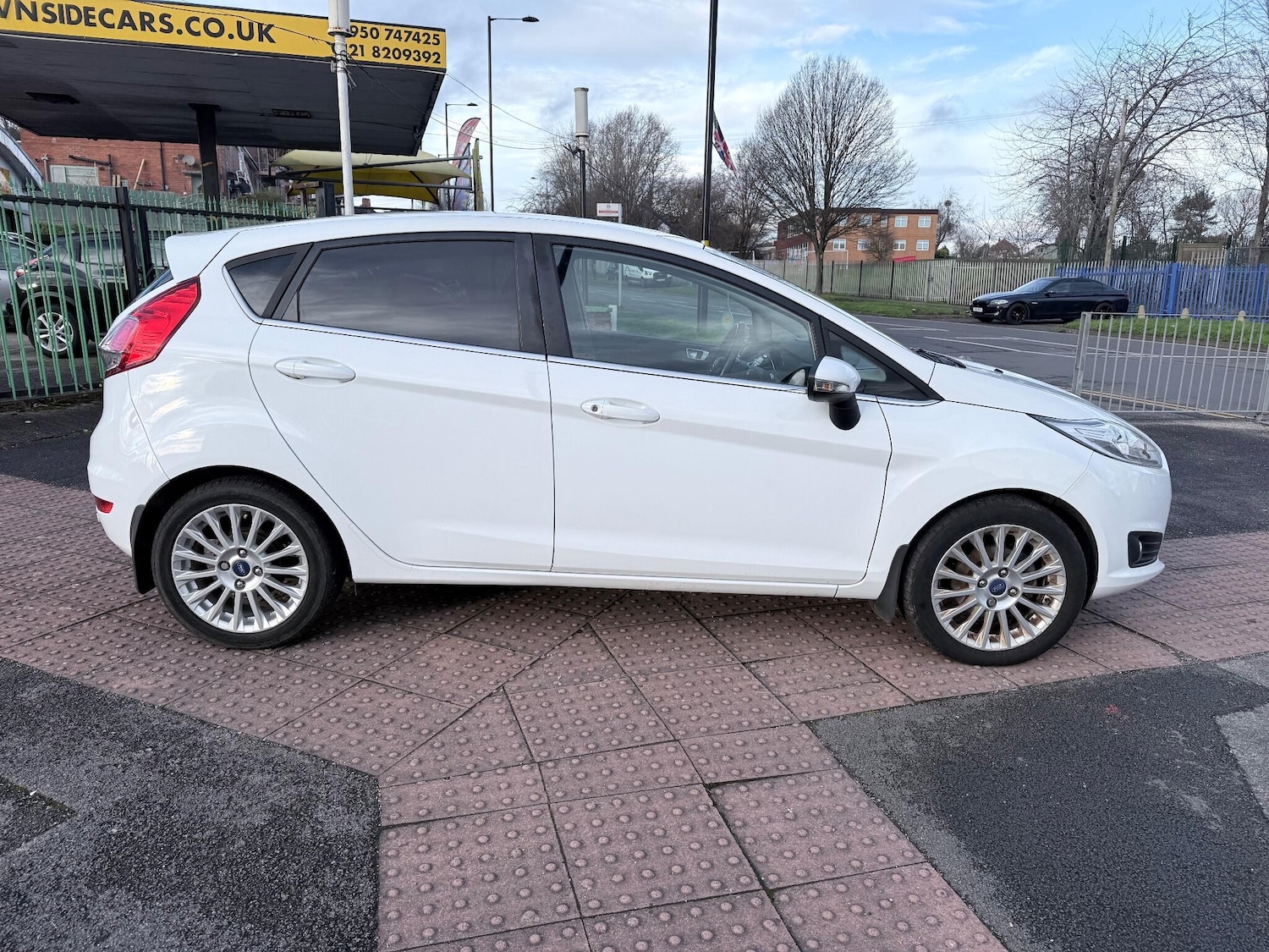 Used Ford Fiesta 2012 for sale - 76942539: Photo 14
