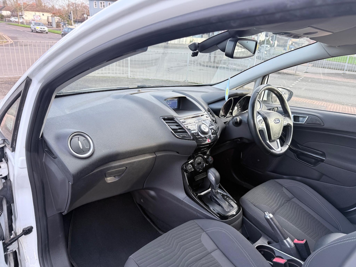 Used Ford Fiesta 2012 for sale - 76942539: Photo 16