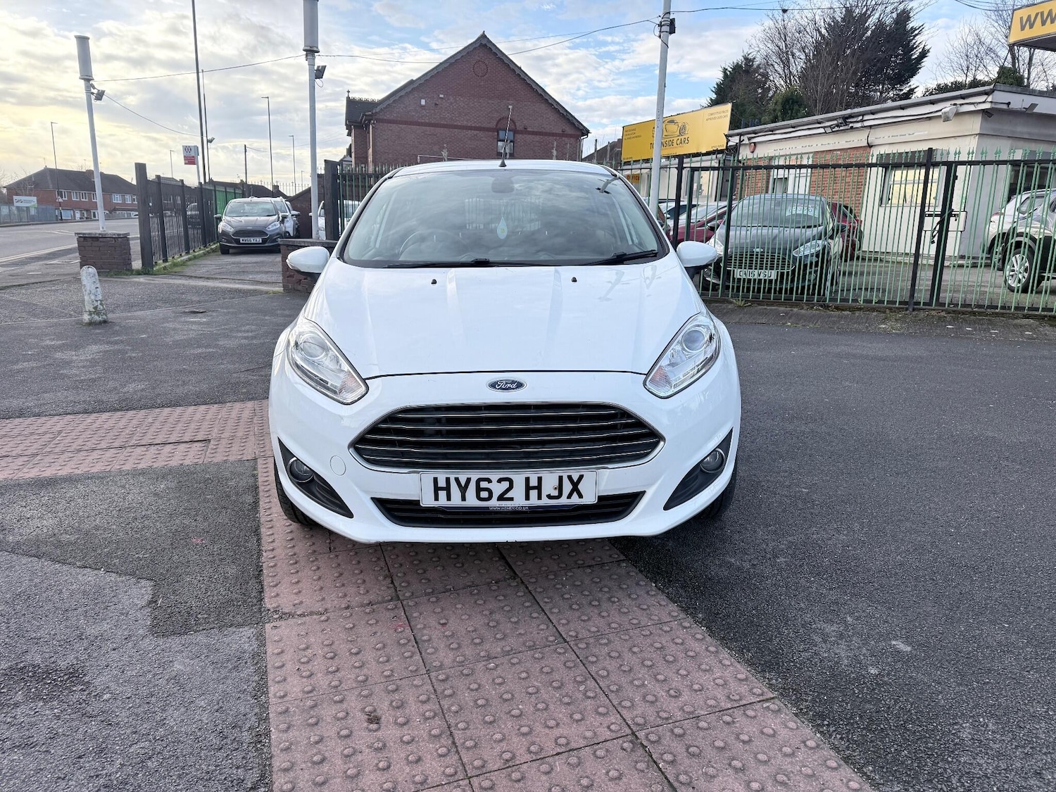 Used Ford Fiesta 2012 for sale - 76942539: Photo 2