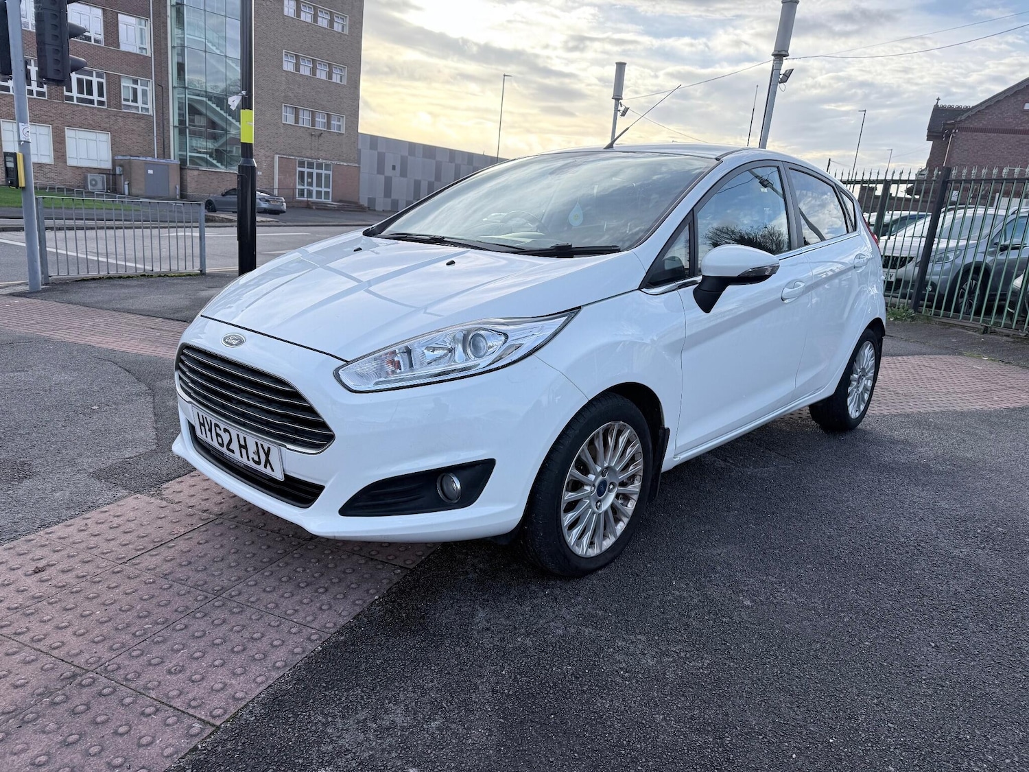 Used Ford Fiesta 2012 for sale - 76942539: Photo 3