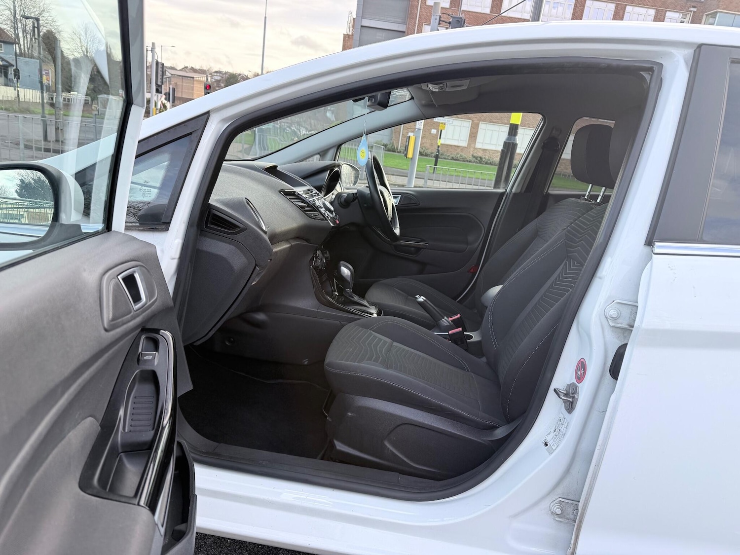 Used Ford Fiesta 2012 for sale - 76942539: Photo 30