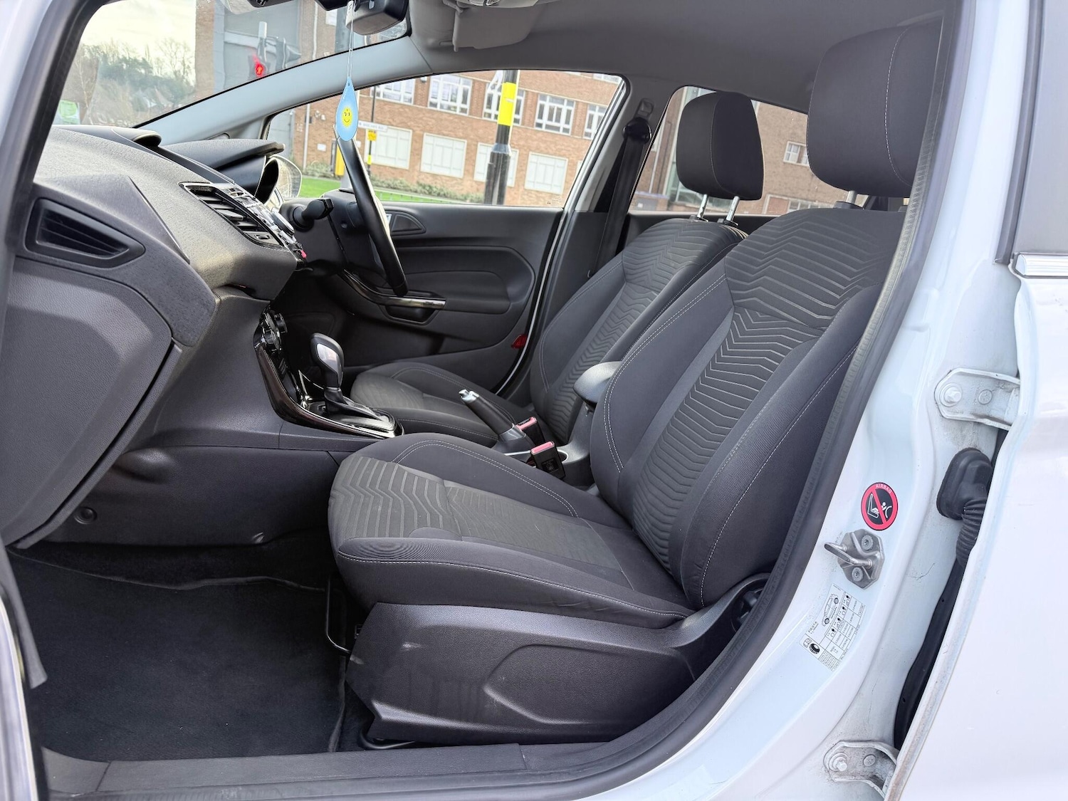 Used Ford Fiesta 2012 for sale - 76942539: Photo 31