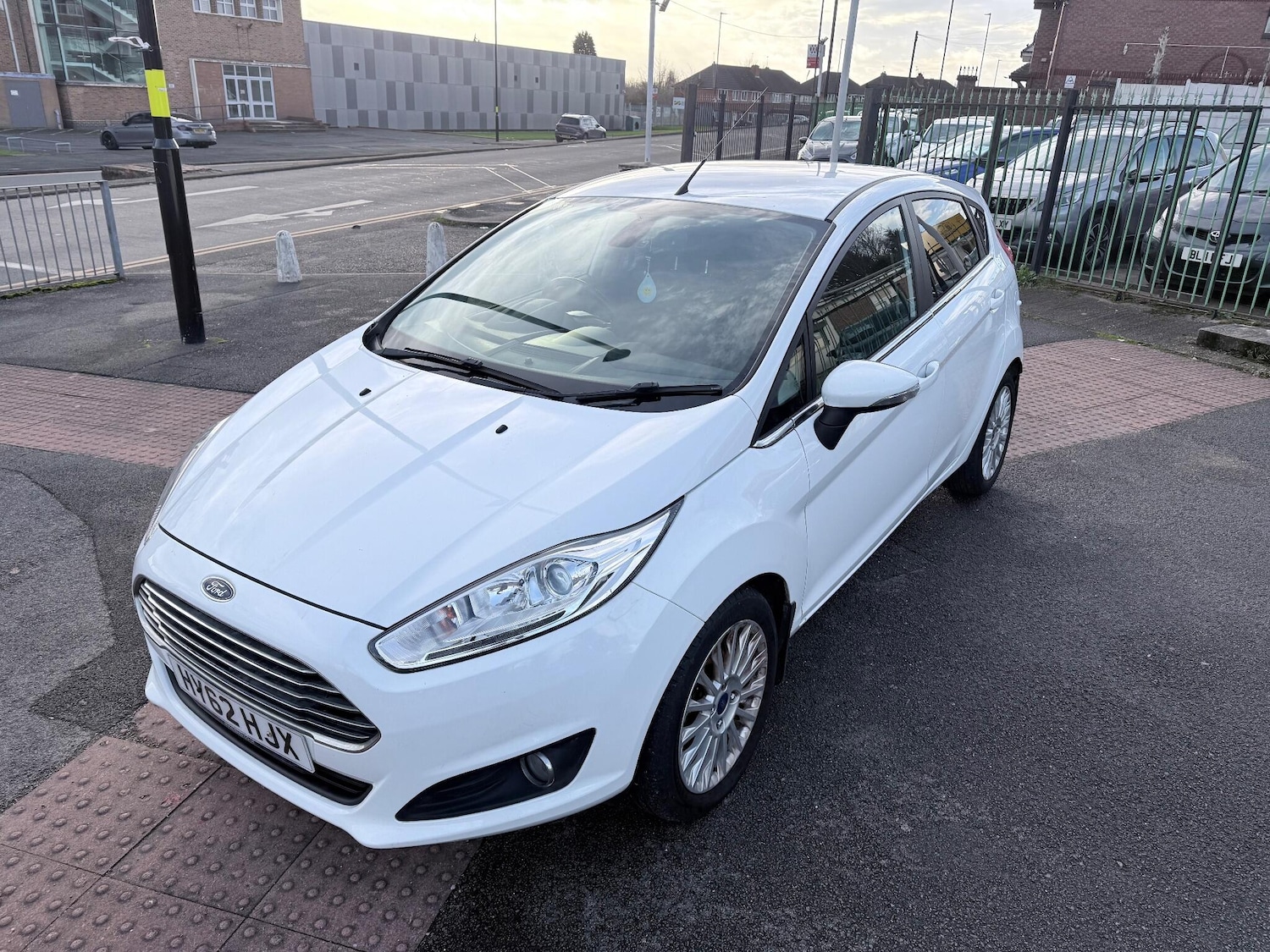 Used Ford Fiesta 2012 for sale - 76942539: Photo 9