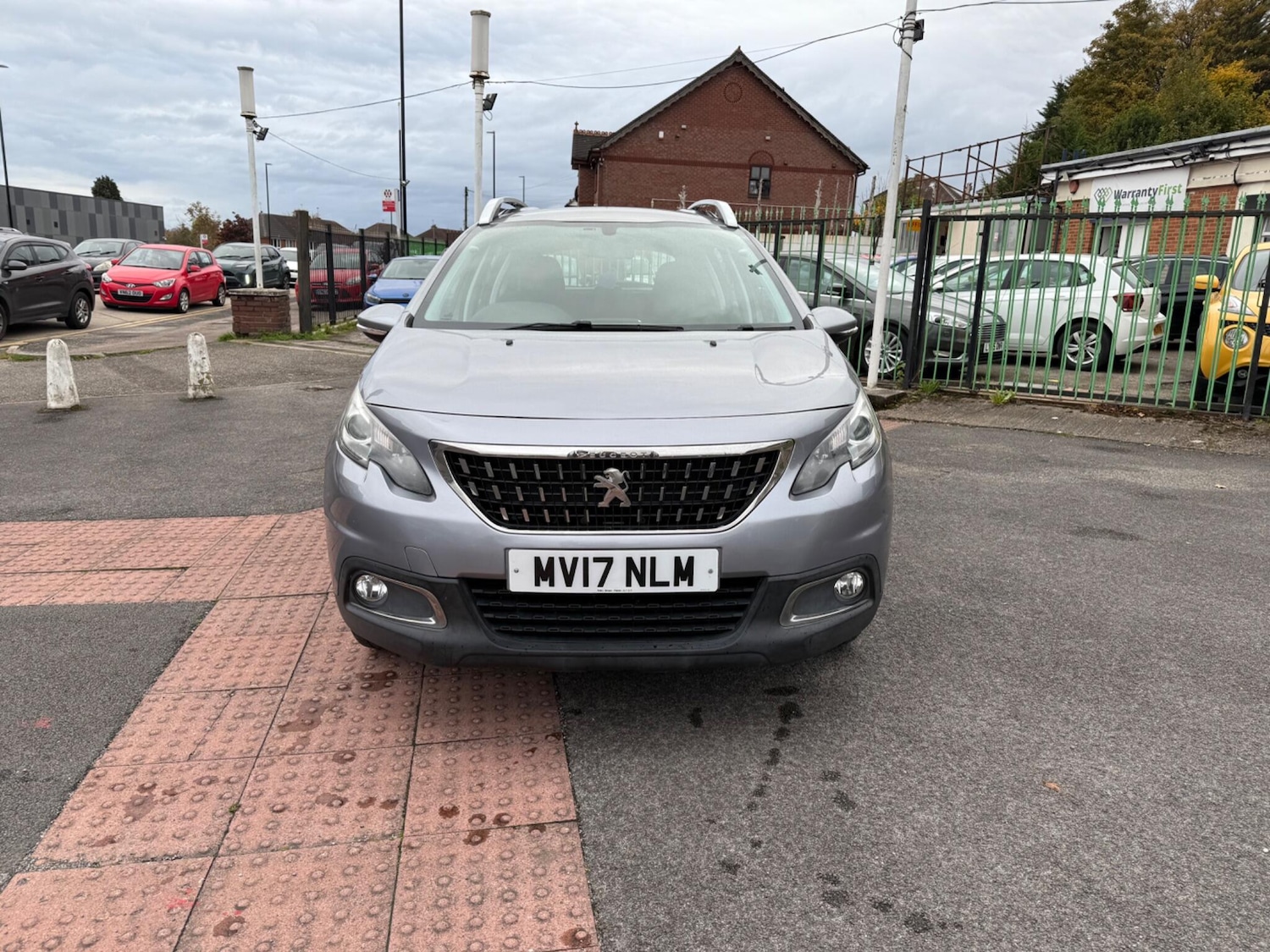 Used Peugeot 2008 2017 for sale - 76360182: Photo 1