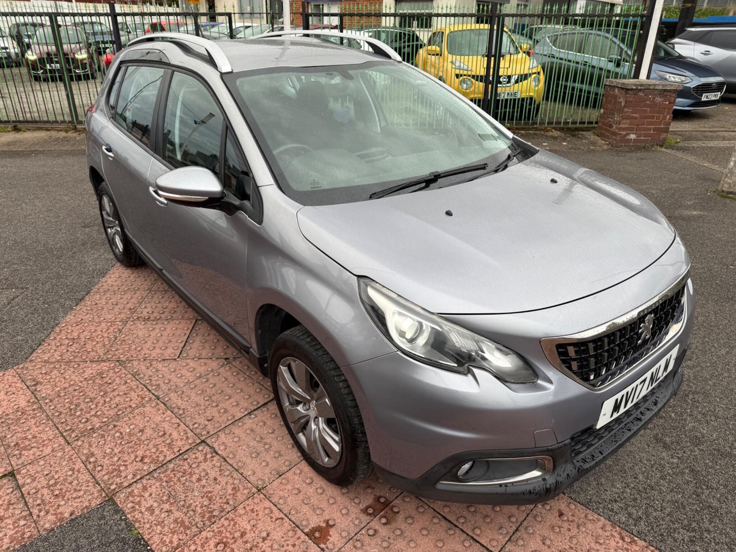 Used Peugeot 2008 2017 for sale - 76360182: Photo 15