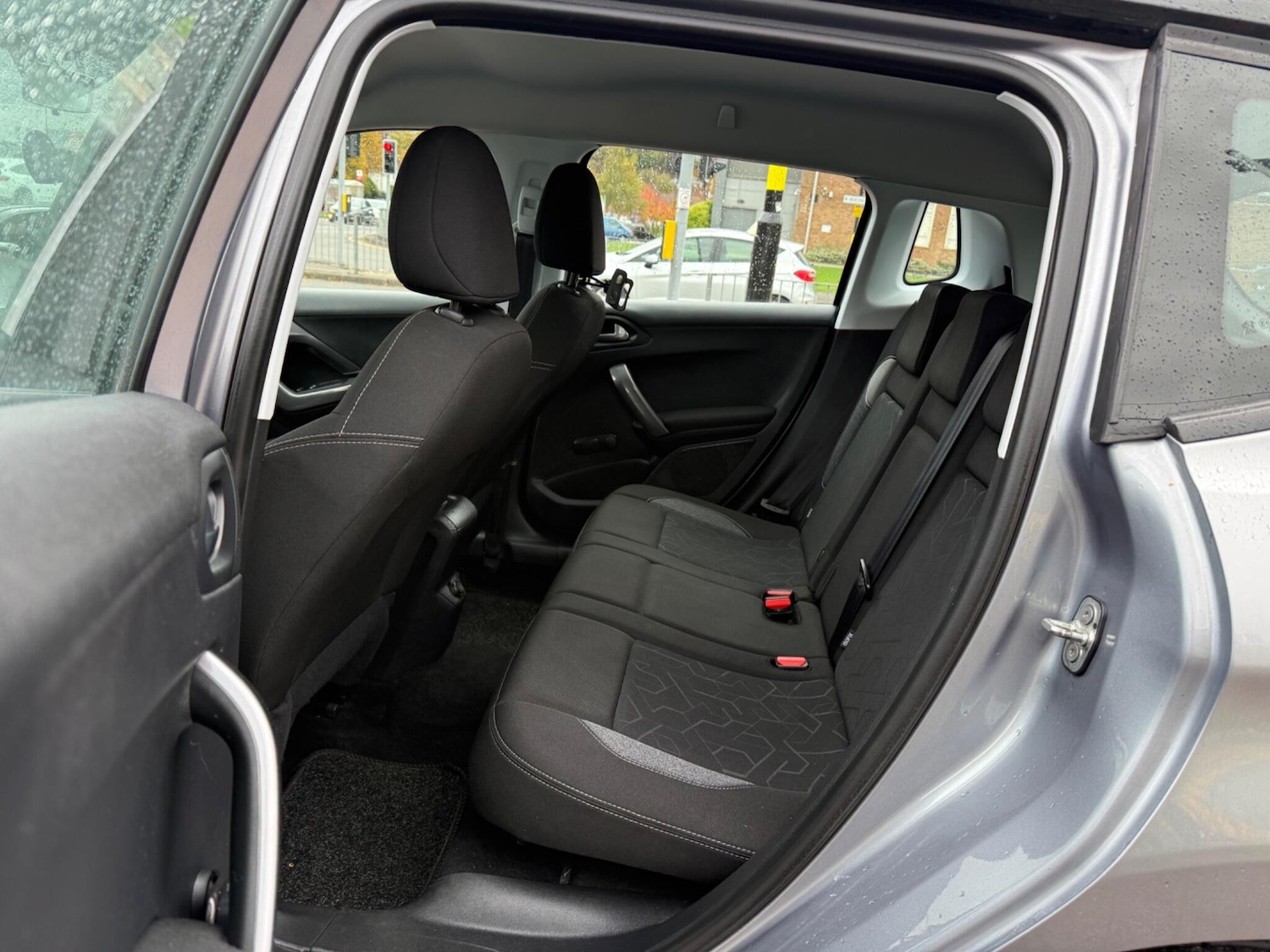 Used Peugeot 2008 2017 for sale - 76360182: Photo 21