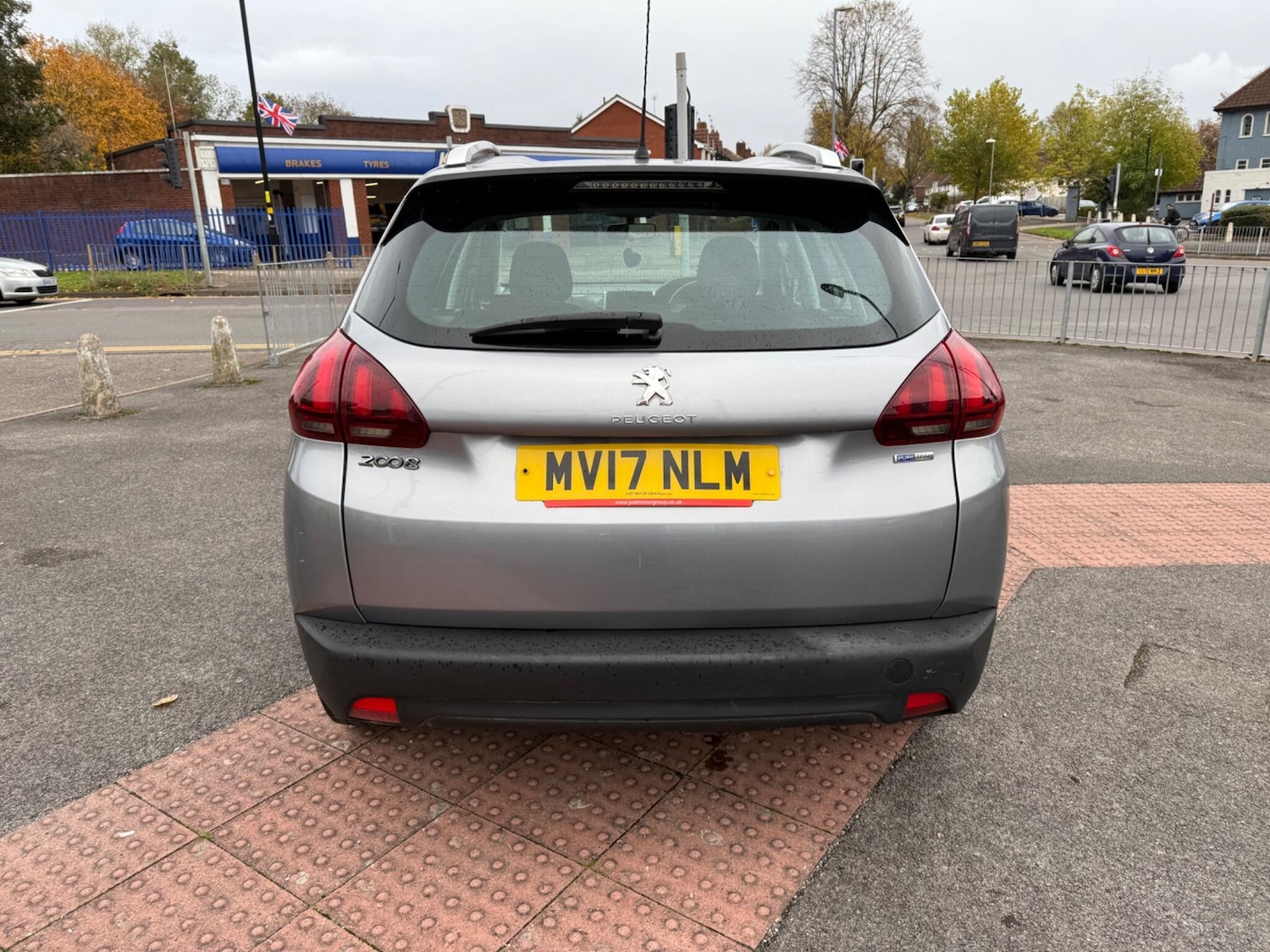 Used Peugeot 2008 2017 for sale - 76360182: Photo 6