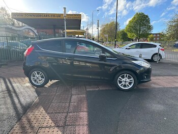 Used Ford Fiesta 2016 for sale - 78275445: Photo