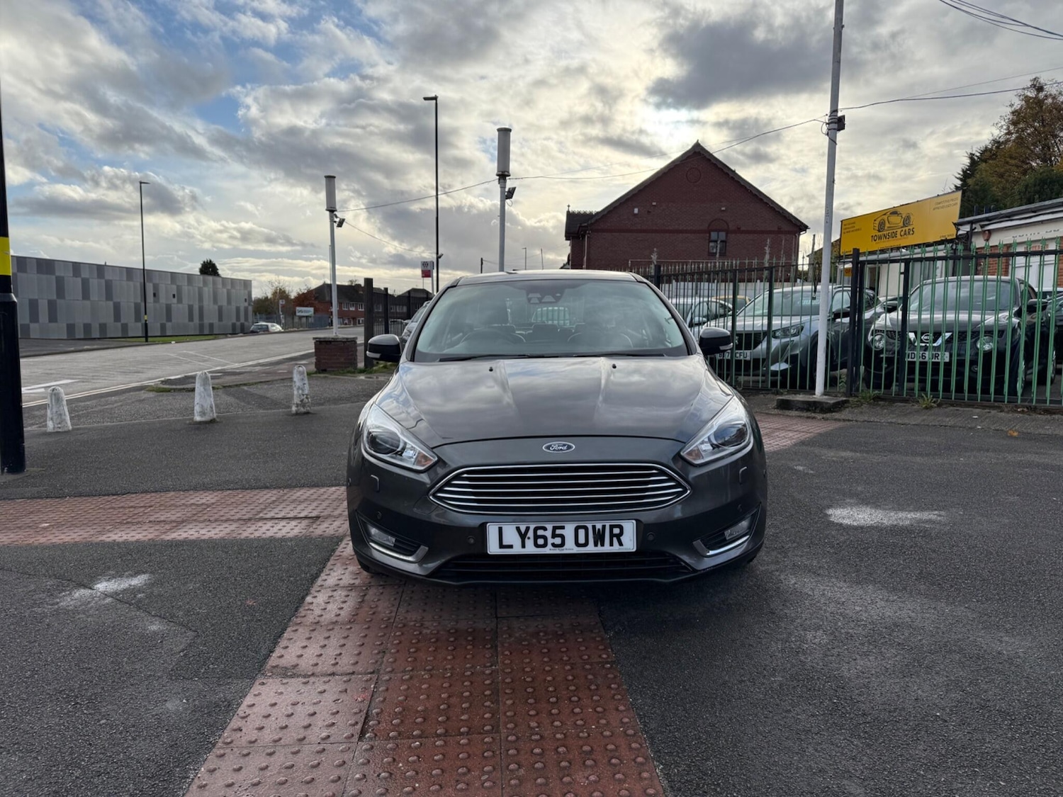 Used Ford Focus 2016 for sale - 76441189: Photo 1