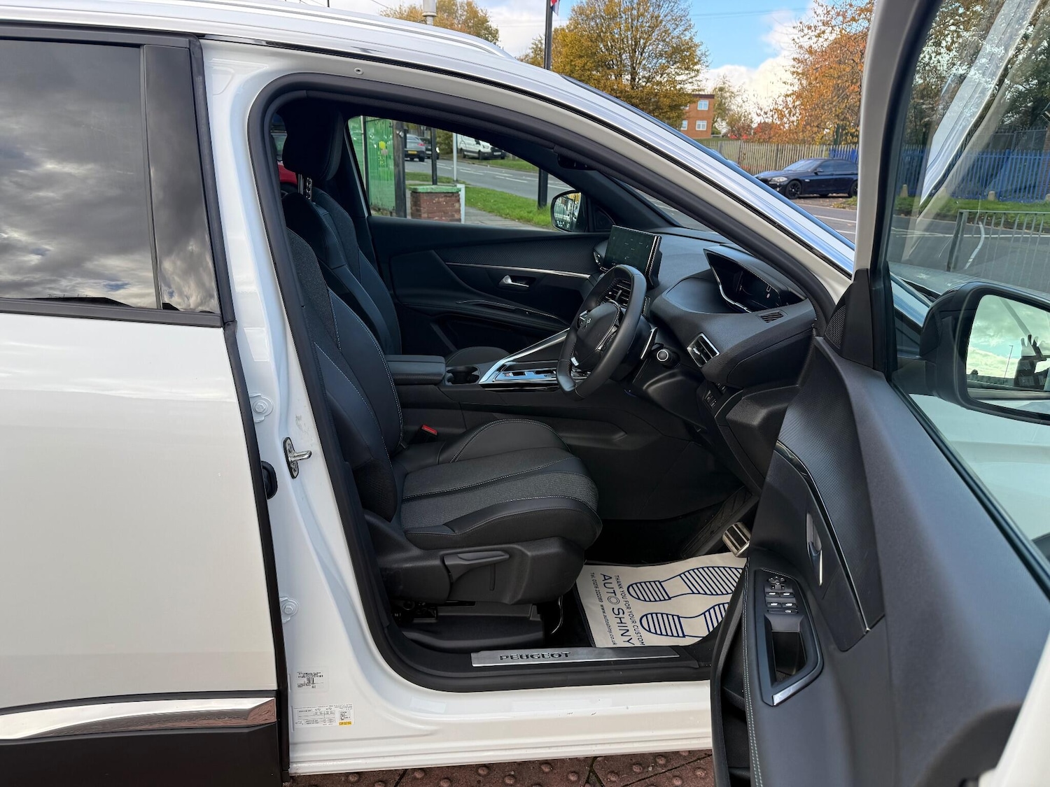 Used Peugeot 3008 2023 for sale - 77015887: Photo 21