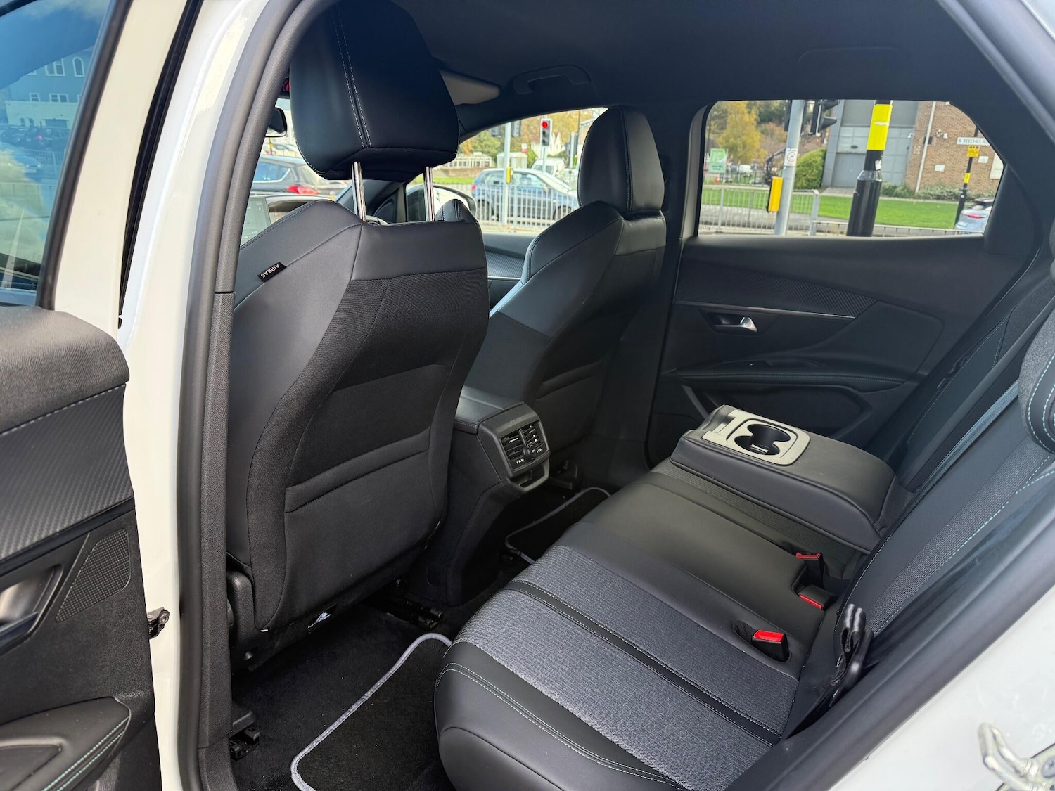 Used Peugeot 3008 2023 for sale - 77015887: Photo 26