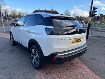 Used Peugeot 3008 2023 for sale - 77015887: Photo