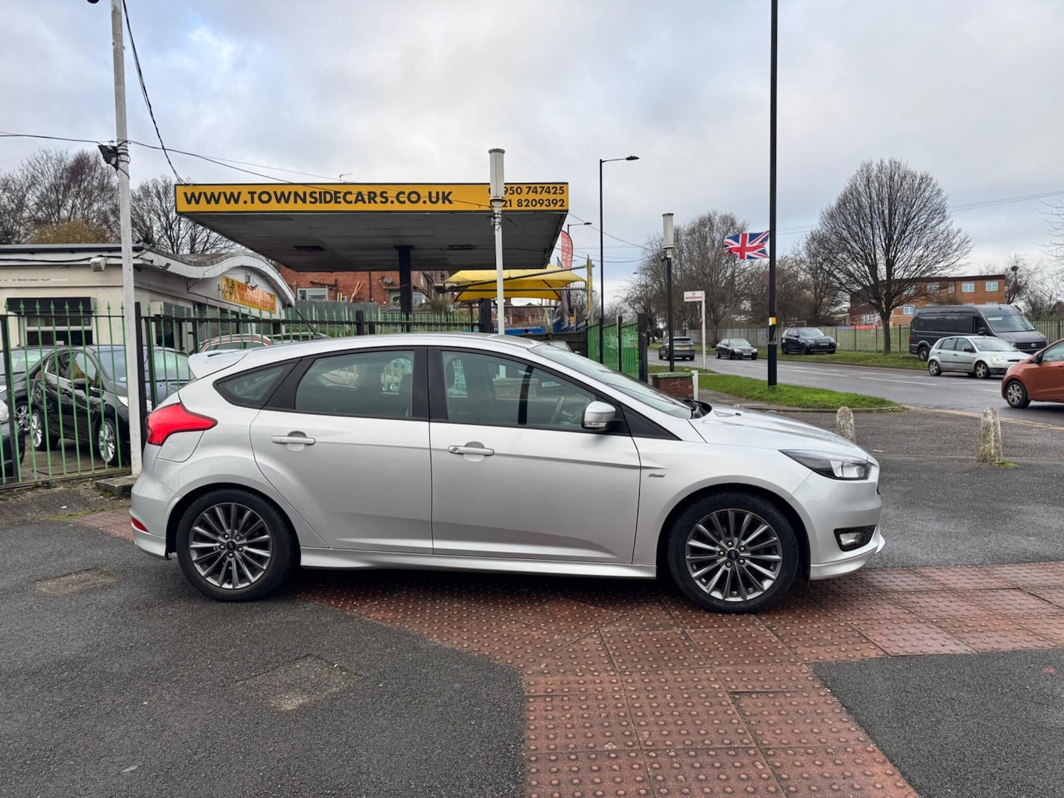 Used Ford Focus 2017 for sale - 77057497: Photo 11
