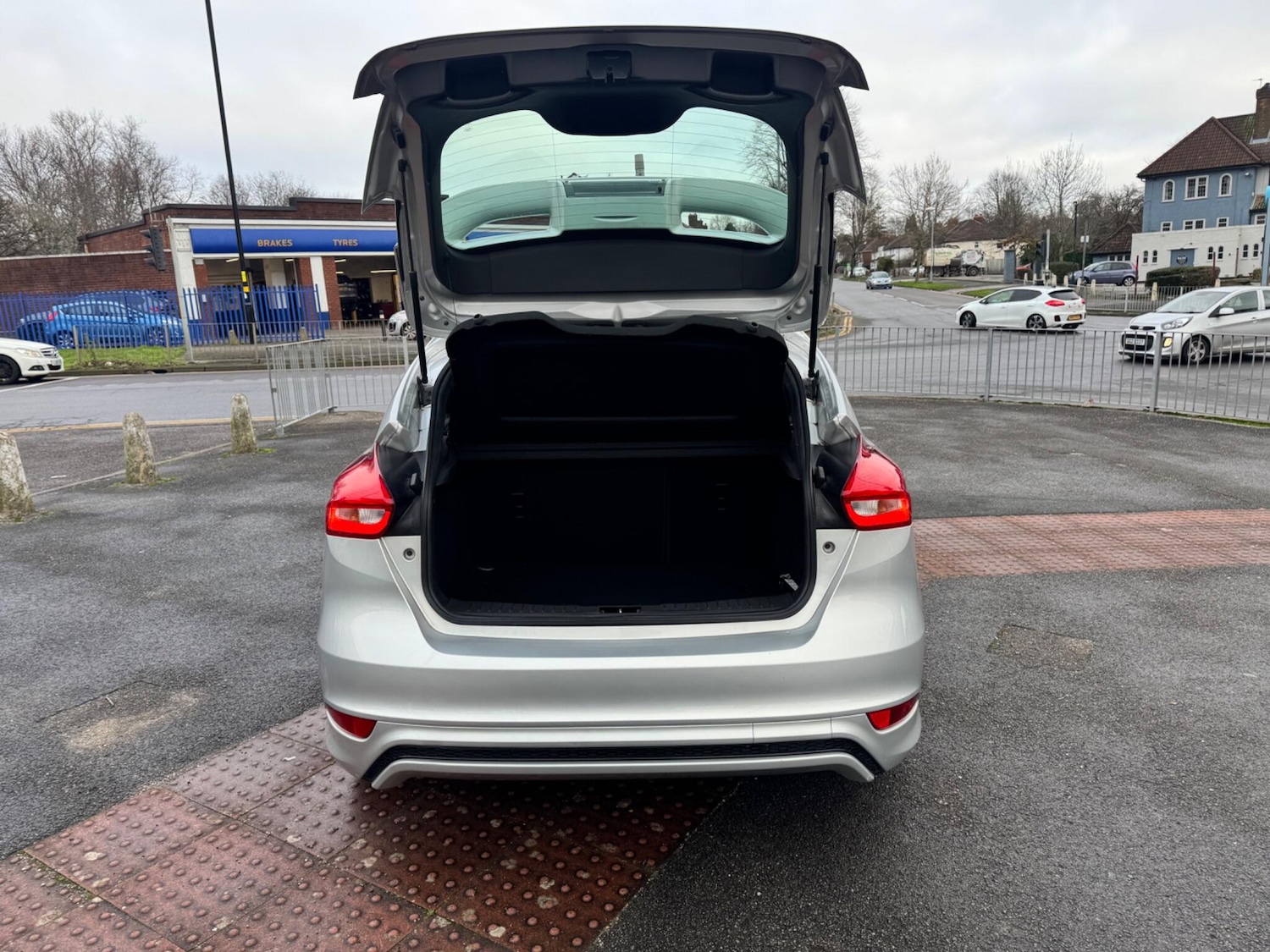 Used Ford Focus 2017 for sale - 77057497: Photo 34