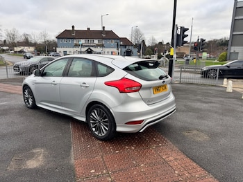 Used Ford Focus 2017 for sale - 77057497: Photo
