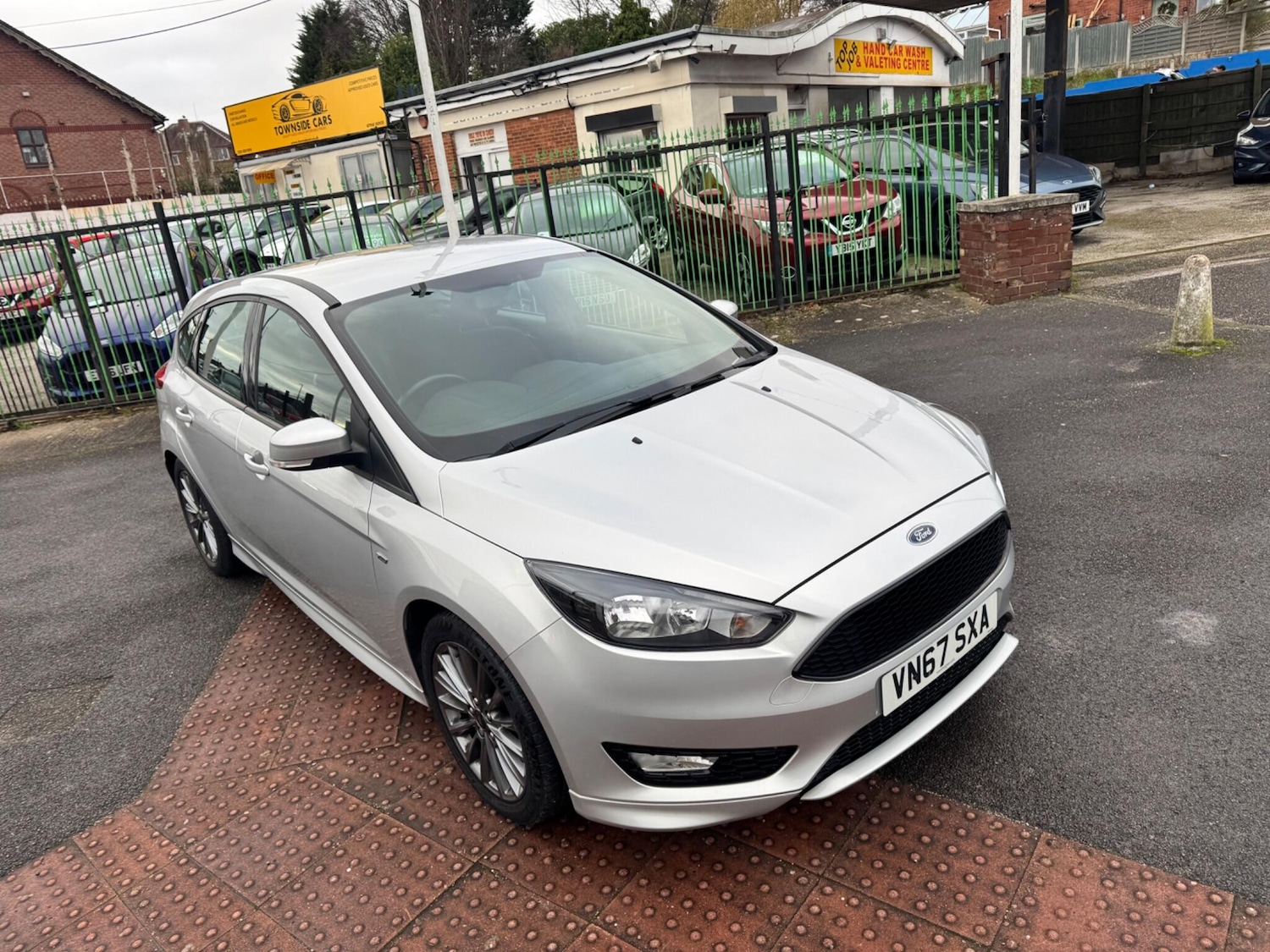 Used Ford Focus 2017 for sale - 77057497: Photo 5