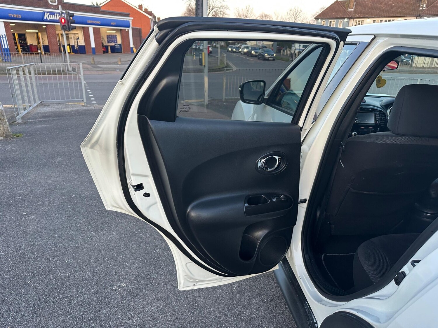 Used Nissan Juke 2015 for sale - 77696006: Photo 27