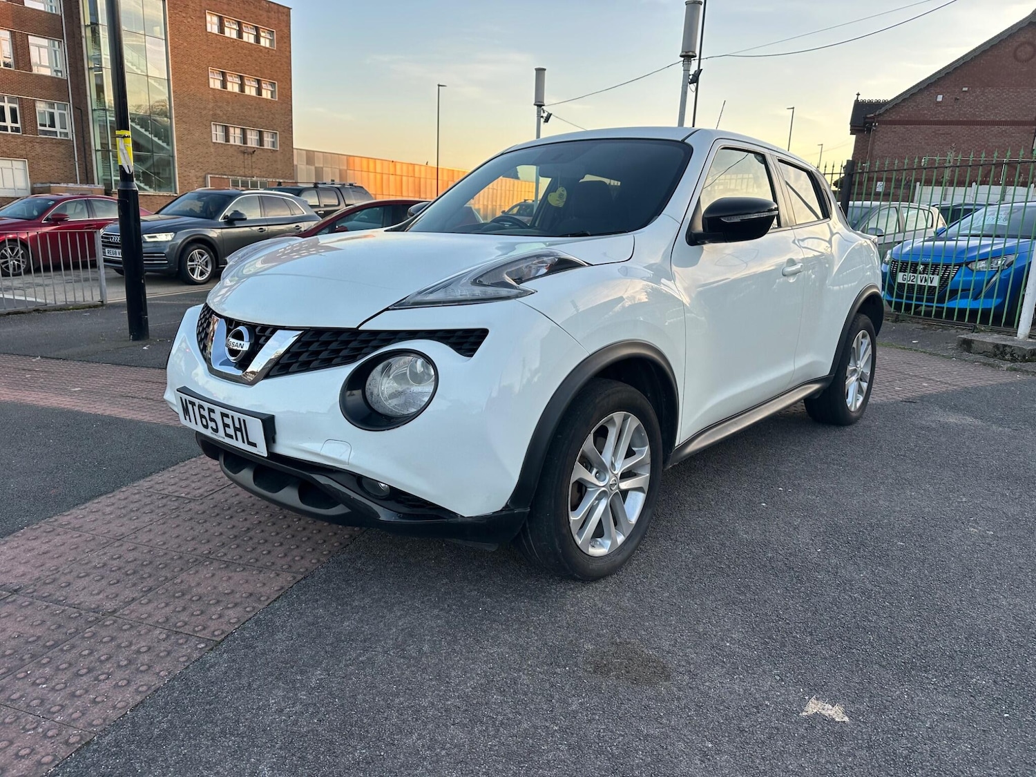 Used Nissan Juke 2015 for sale - 77696006: Photo 3