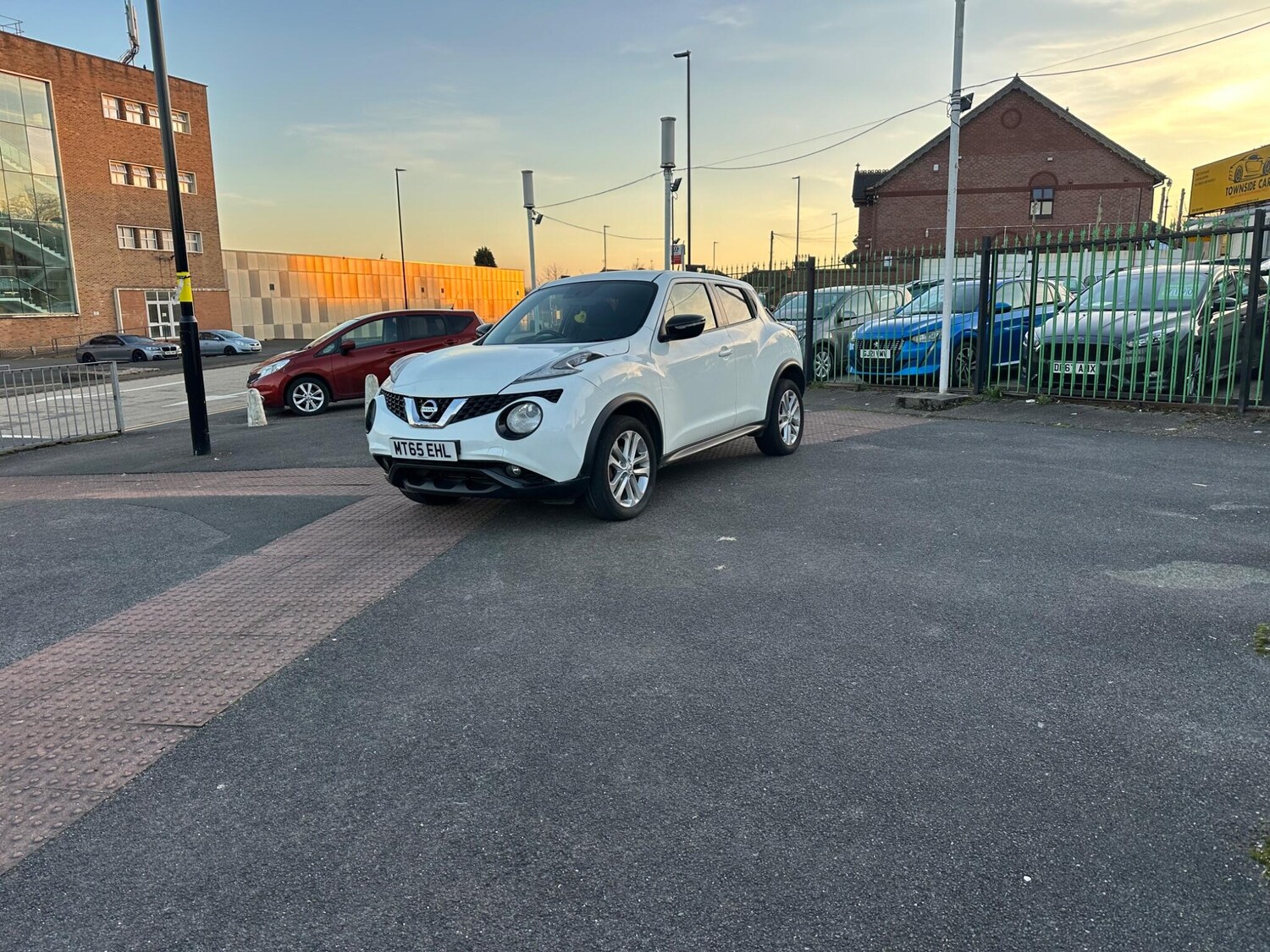 Used Nissan Juke 2015 for sale - 77696006: Photo 9