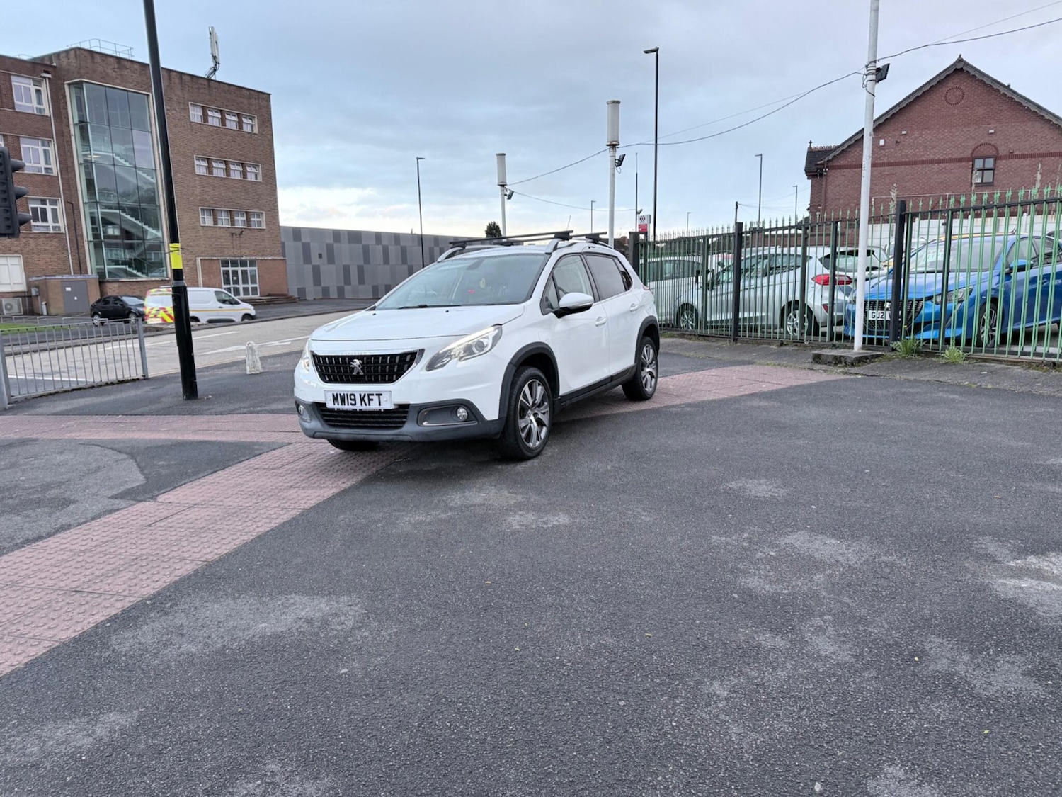 Used Peugeot 2008 2019 for sale - 78019076: Photo 8