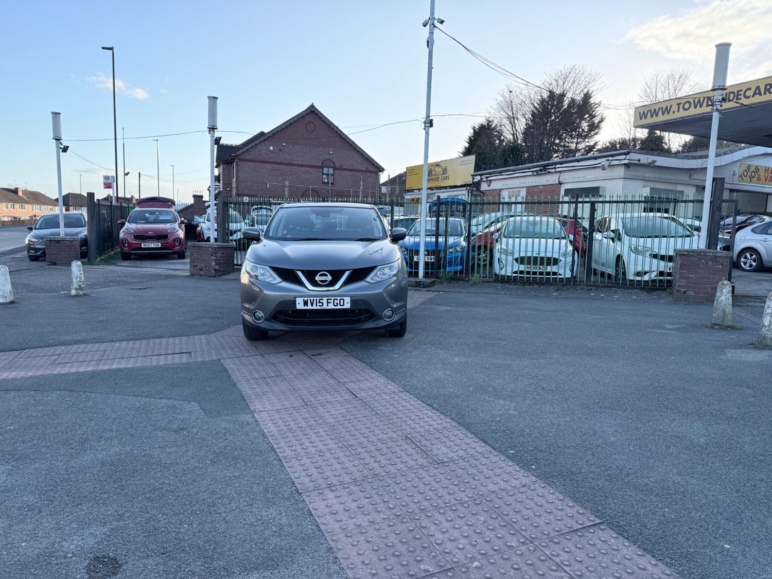Used Nissan Qashqai 2015 for sale - 77883111: Photo 11