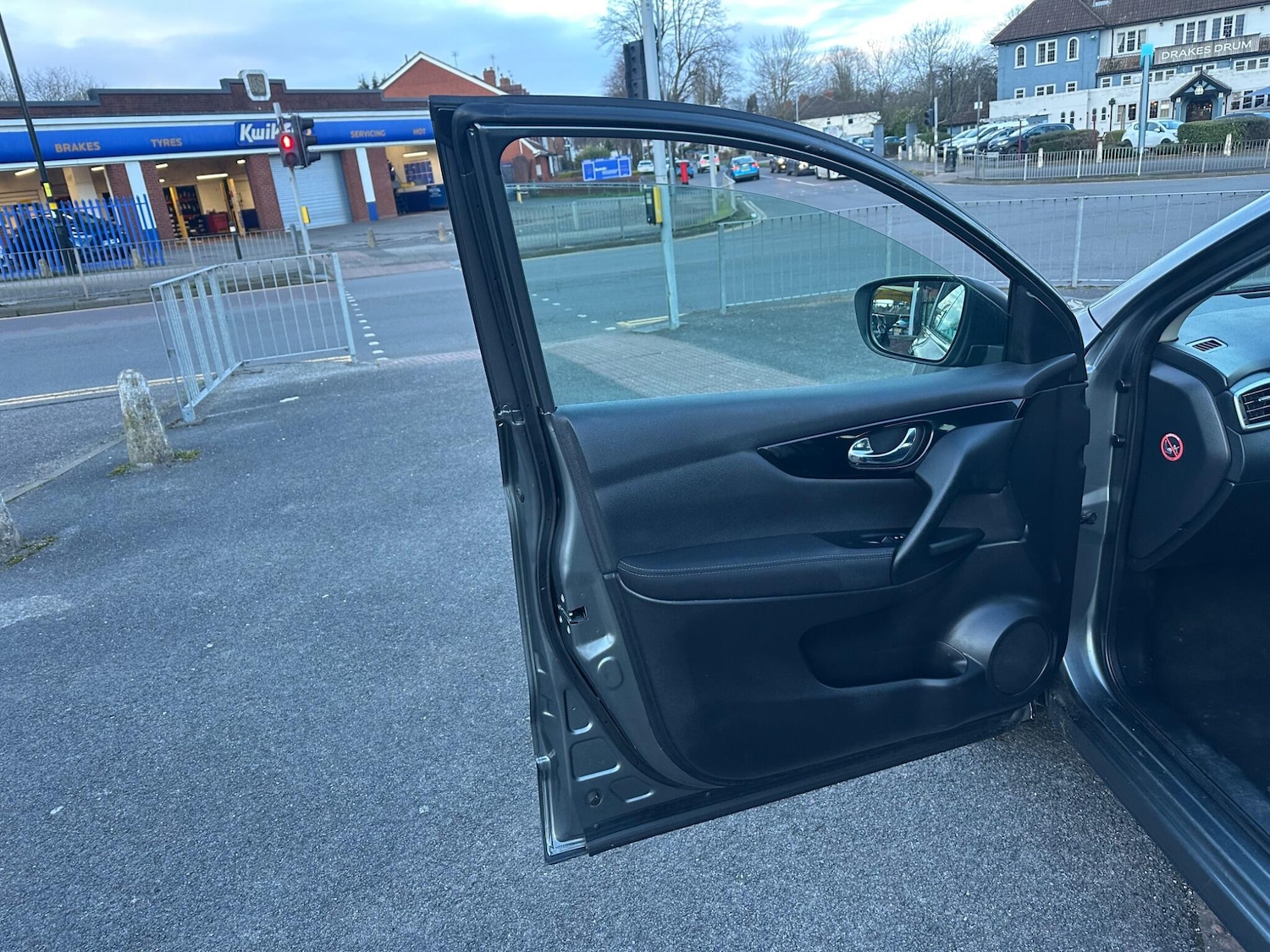 Used Nissan Qashqai 2015 for sale - 77883111: Photo 30