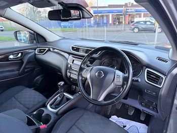 Used Nissan Qashqai 2015 for sale - 77883111: Photo