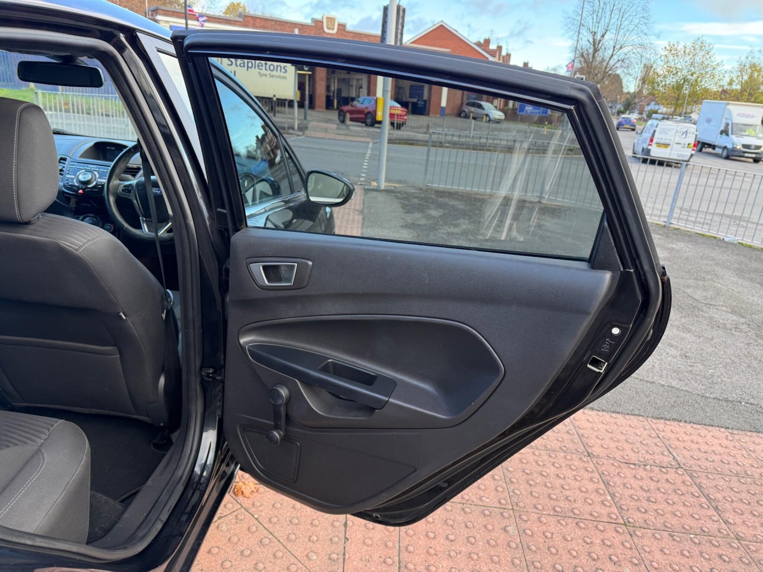 Used Ford Fiesta 2015 for sale - 76440865: Photo 20