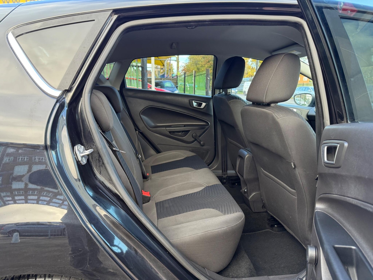 Used Ford Fiesta 2015 for sale - 76440865: Photo 21