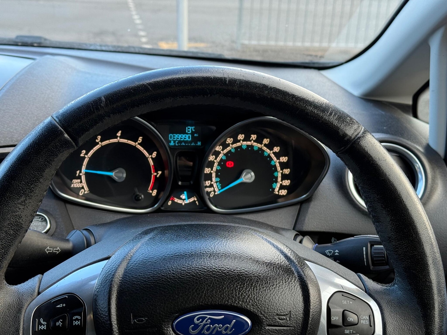 Used Ford Fiesta 2015 for sale - 76440865: Photo 24