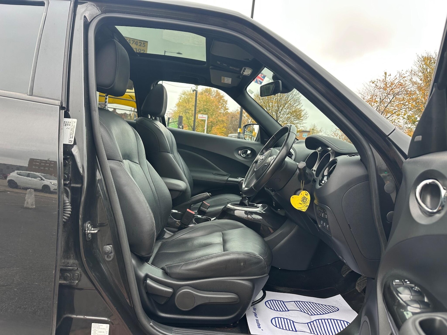 Used Nissan Juke 2015 for sale - 76511914: Photo 23