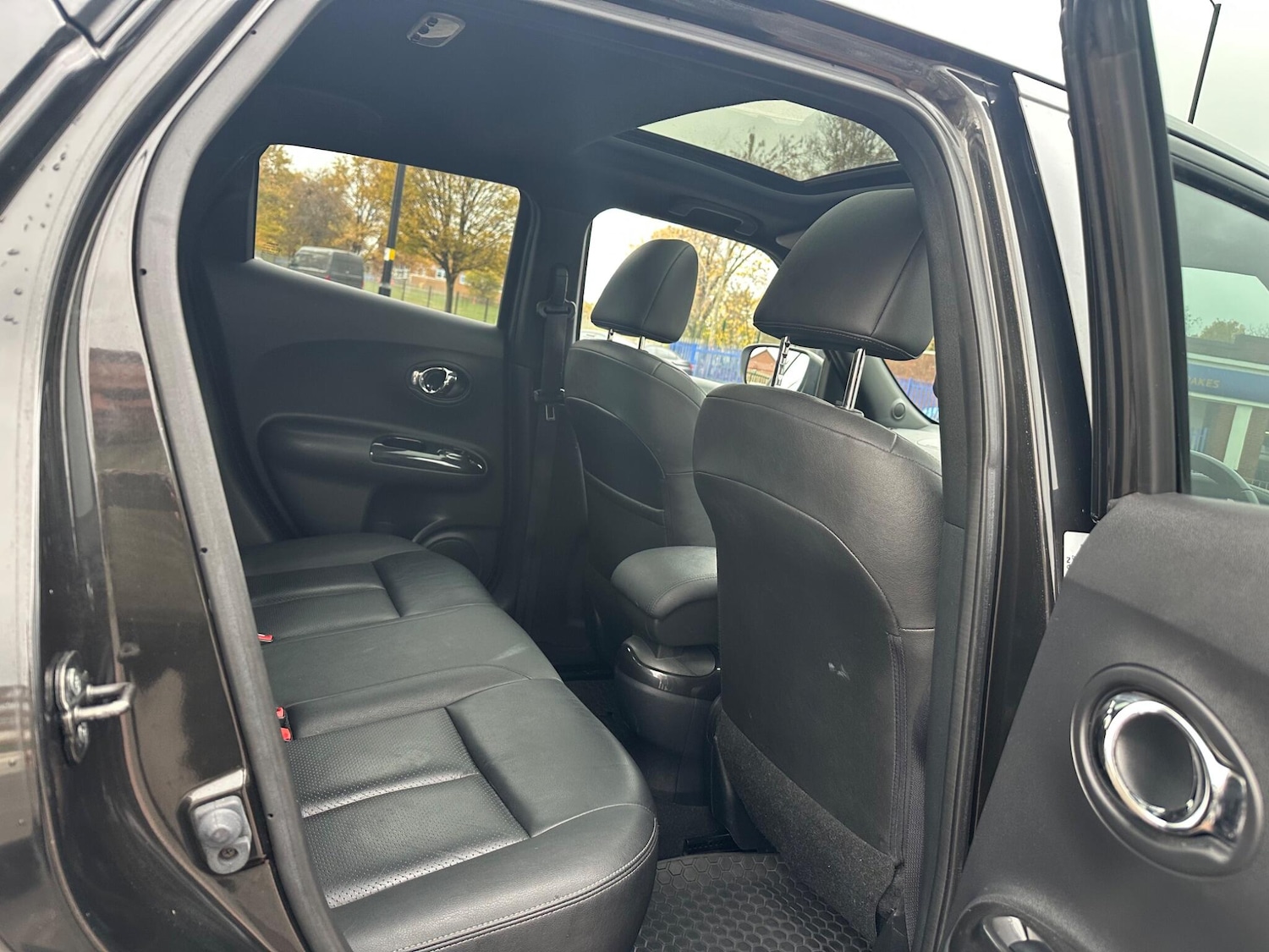 Used Nissan Juke 2015 for sale - 76511914: Photo 27