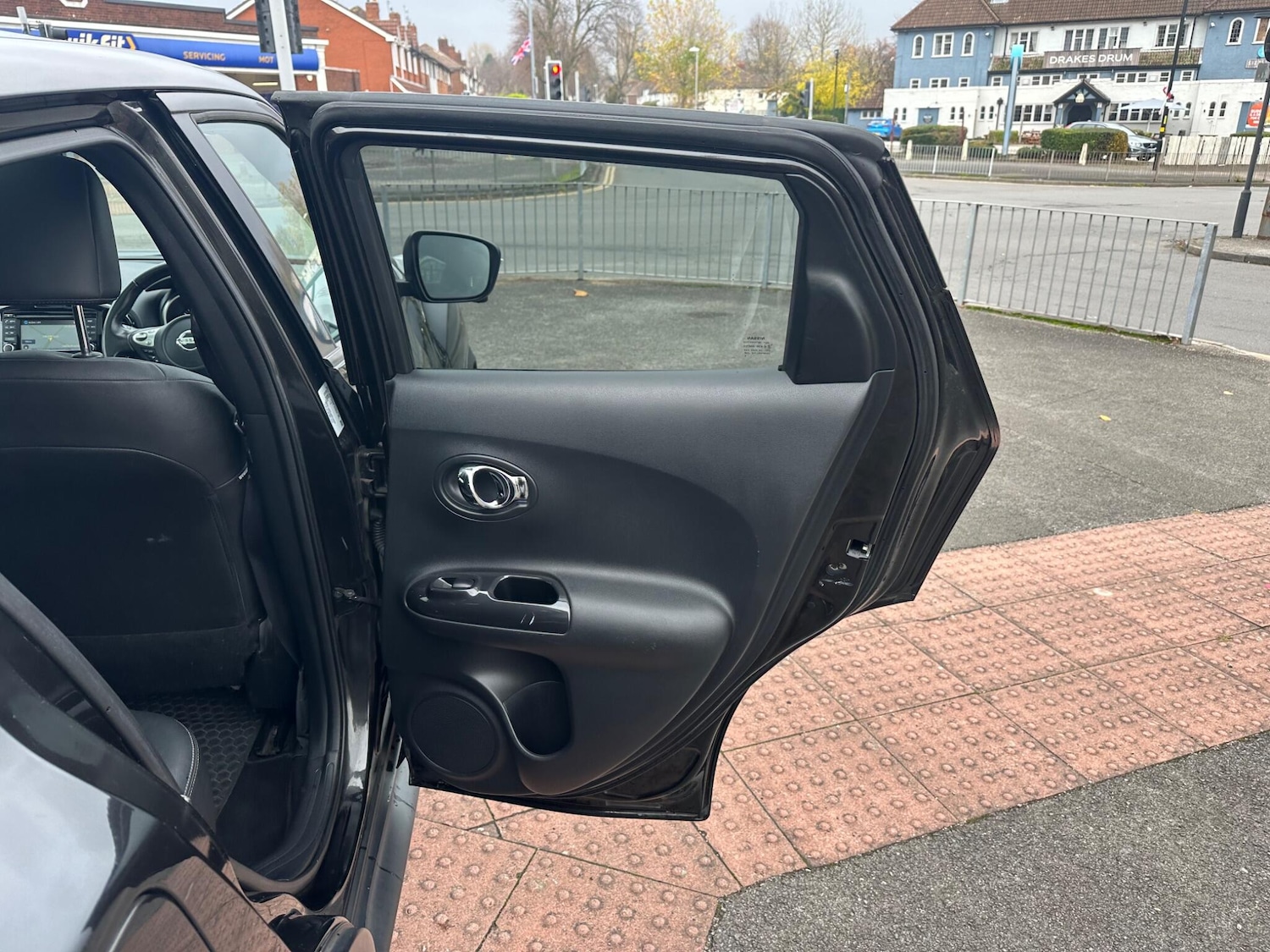 Used Nissan Juke 2015 for sale - 76511914: Photo 29