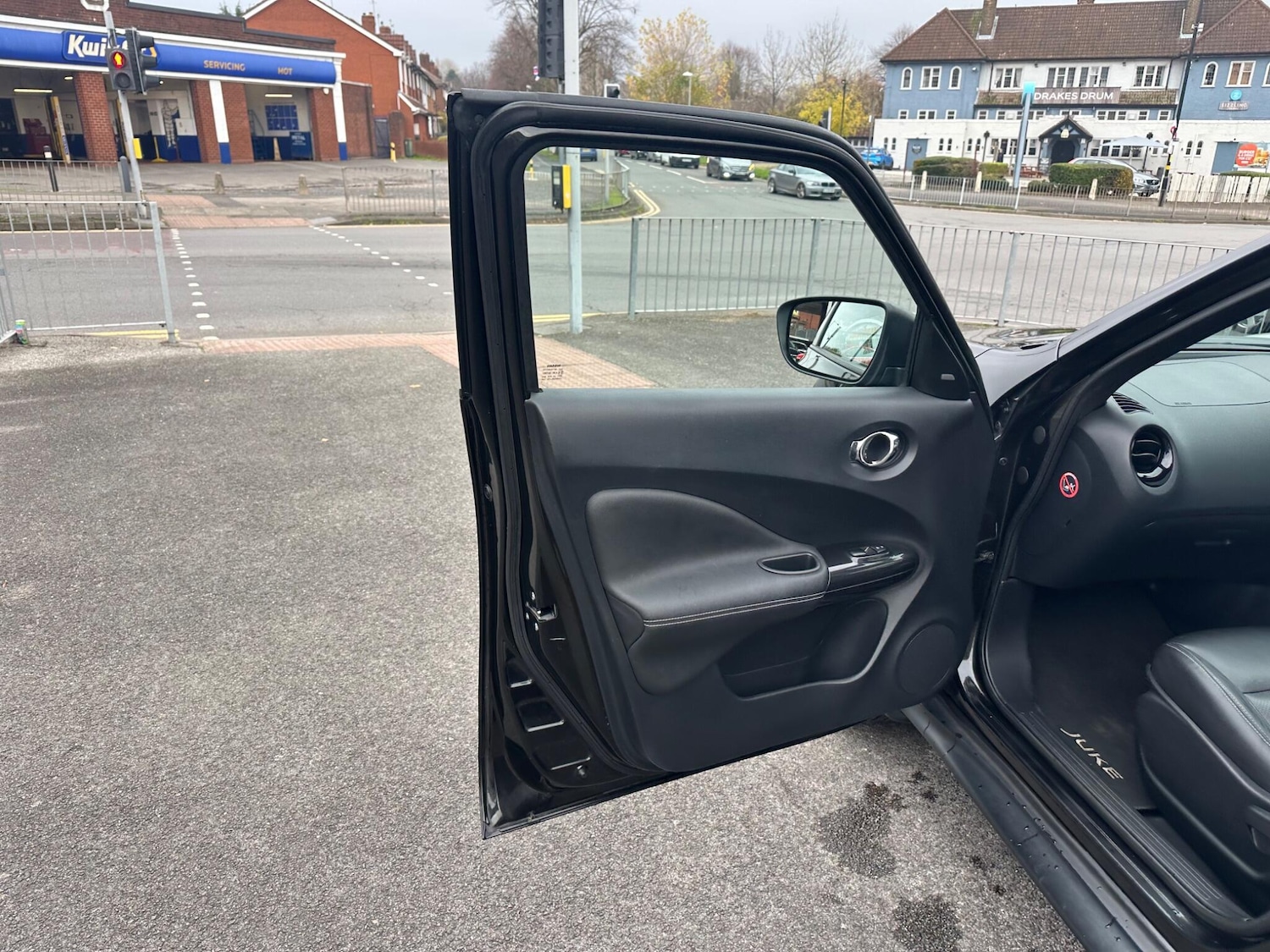 Used Nissan Juke 2015 for sale - 76511914: Photo 31