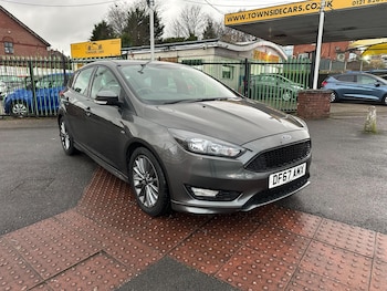 Used Ford Focus 2017 for sale - 77306013: Photo