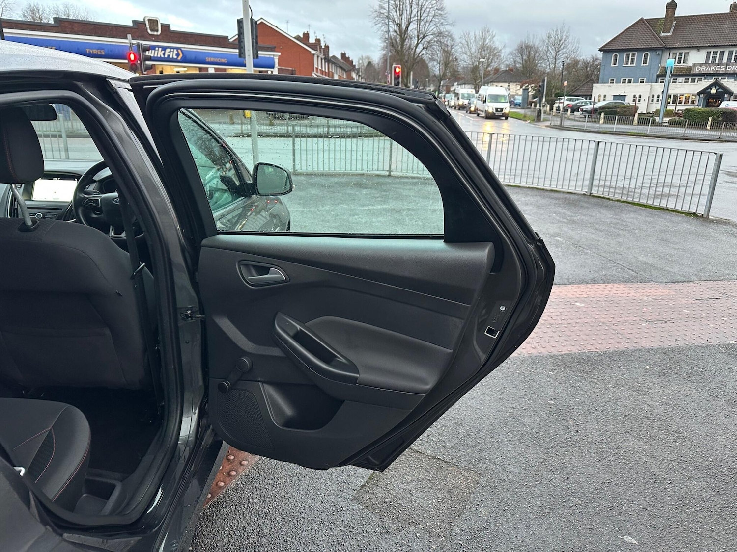 Used Ford Focus 2017 for sale - 77306013: Photo 29