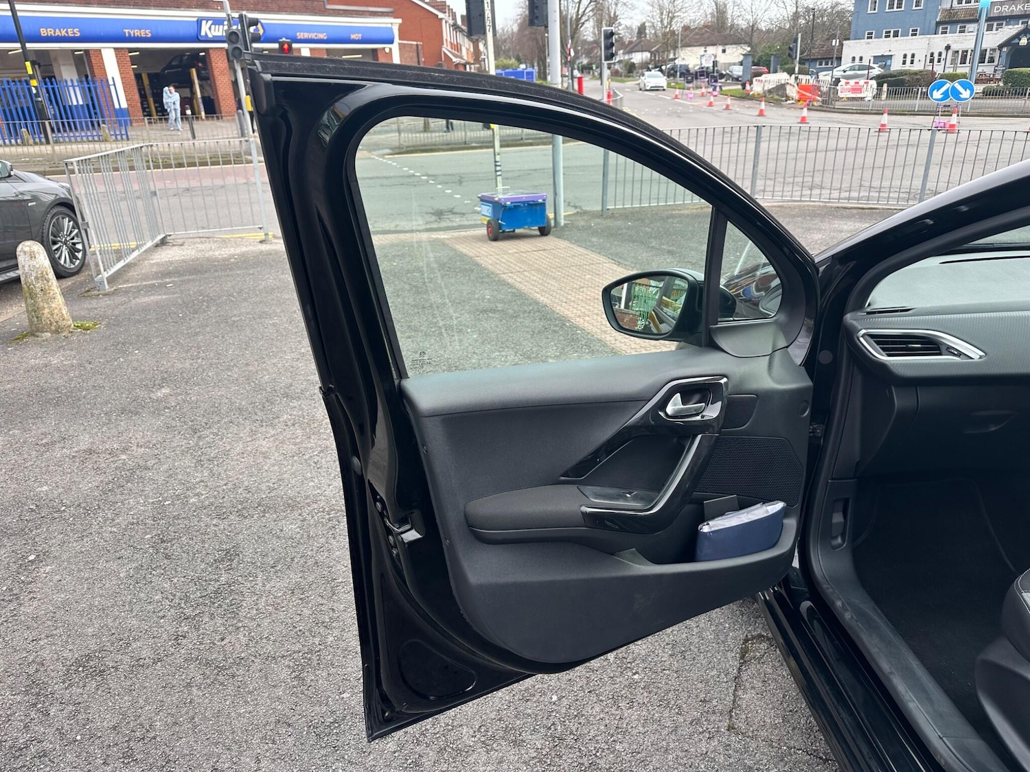 Used Peugeot 208 for sale - 77737318: Photo 26