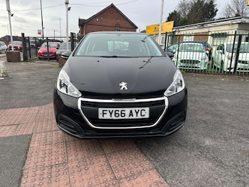 Used Peugeot 208 2016 for sale - 77737318: Photo